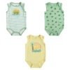 Set de 3 bodys sin mangas para bebé en tonos verde, blanco y amarillo con diseños de sol y verano